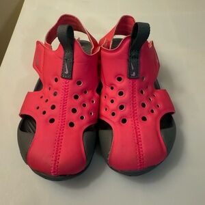 Nike Sunray -Fuchsia 8 Toddler